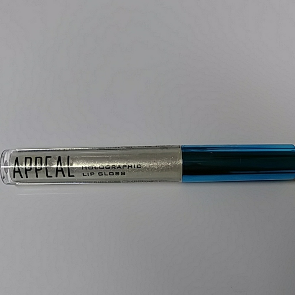 Lip gloss